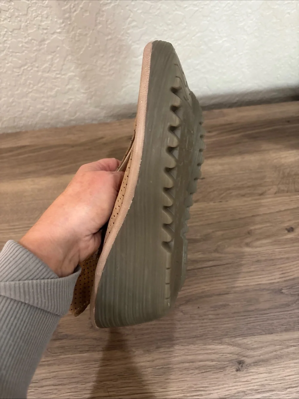 Fly London stylish tan